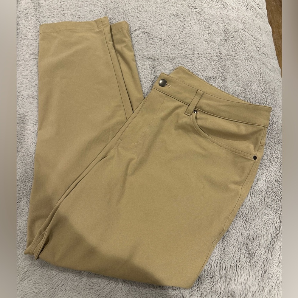 Lululemon ABC Slim Fit Pant (2021 Version)